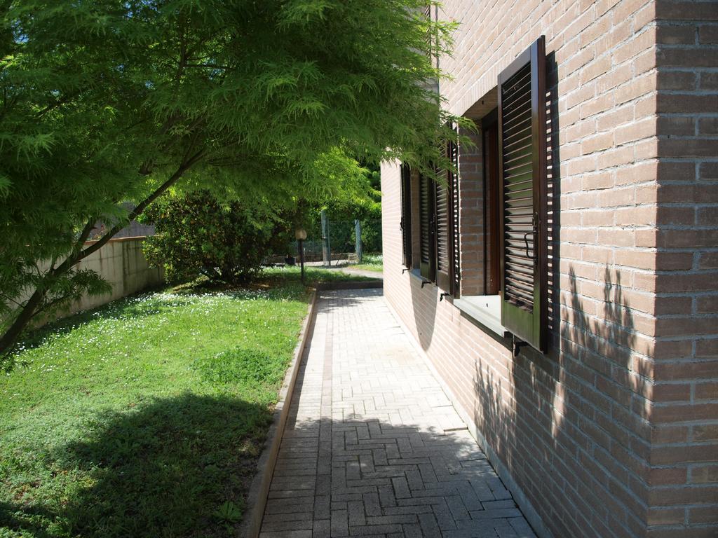 Apartment Maria & Patrizio Lignano Sabbiadoro Eksteriør billede